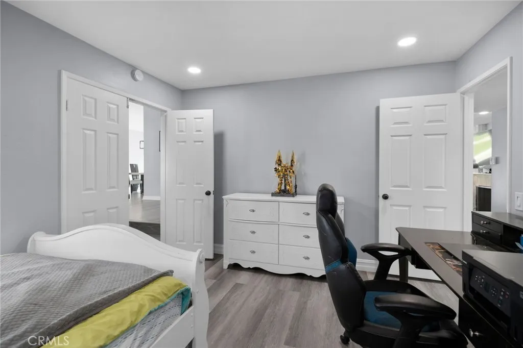 26 Viewpoint Circle, Pomona, California 91766 home-pic-20